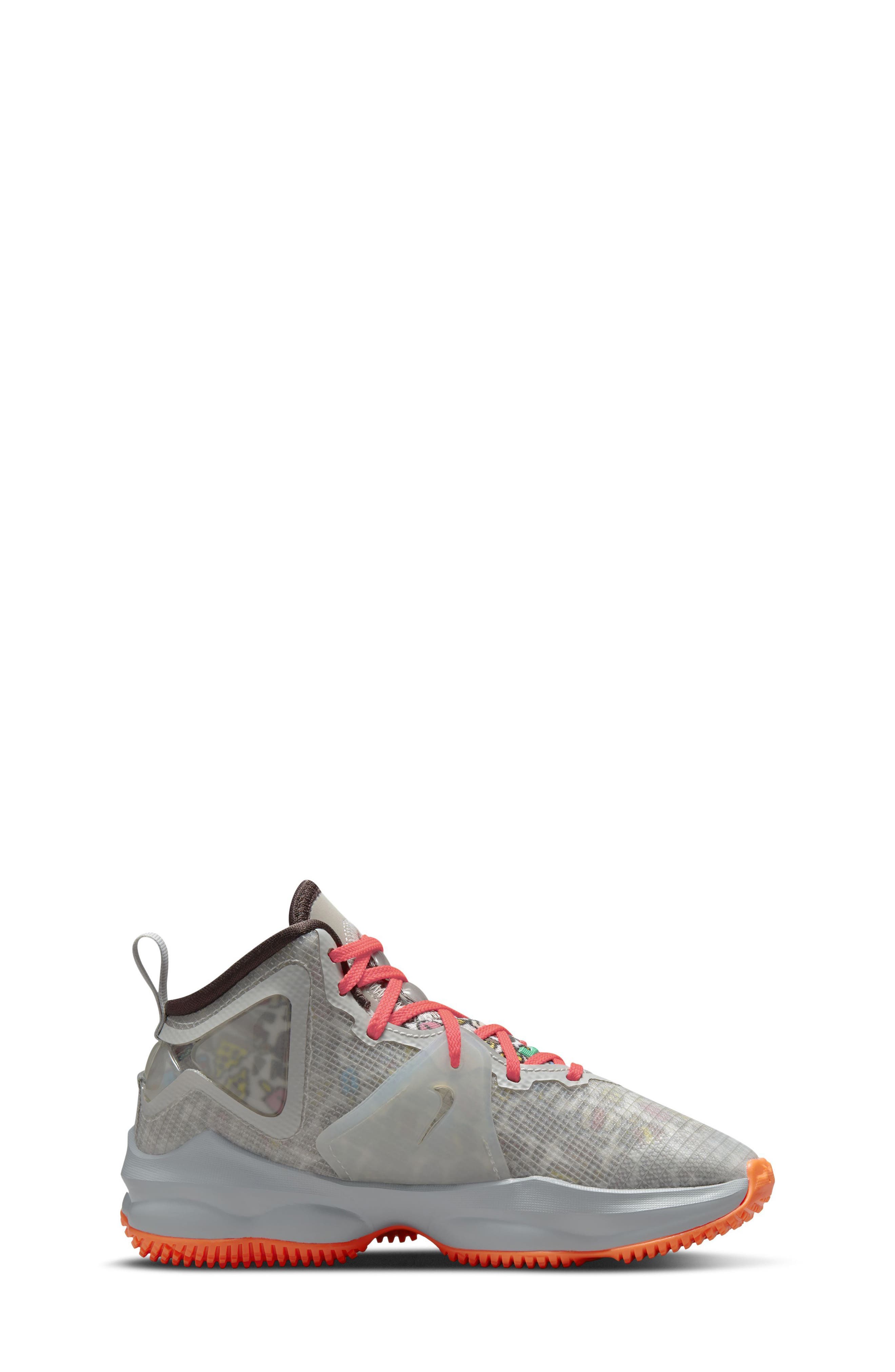 Nike LeBron 19 Basketball Shoe, Alternate, color, 