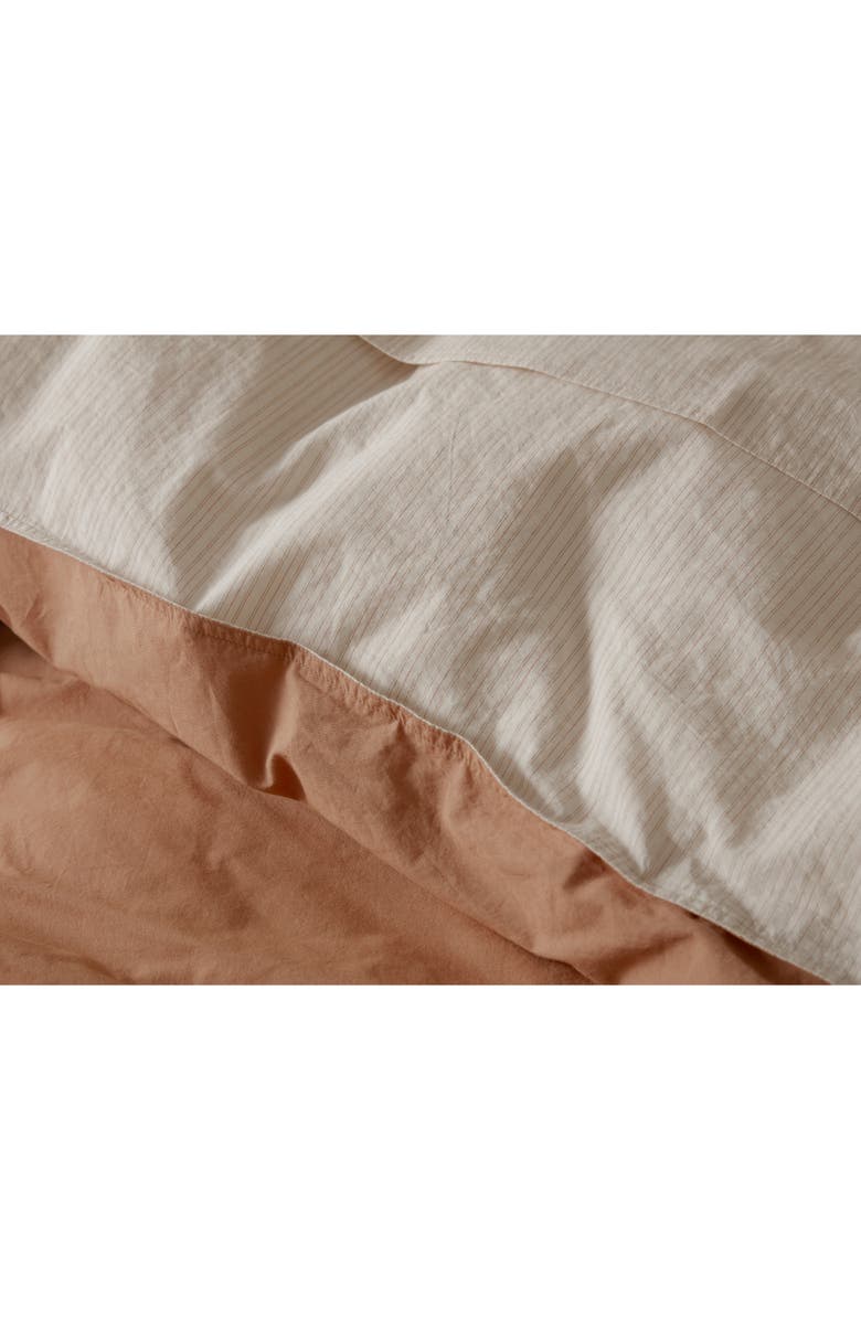 Coyuchi Reversible Crinkled Organic Cotton Percale Duvet Cover, Alternate, color,
