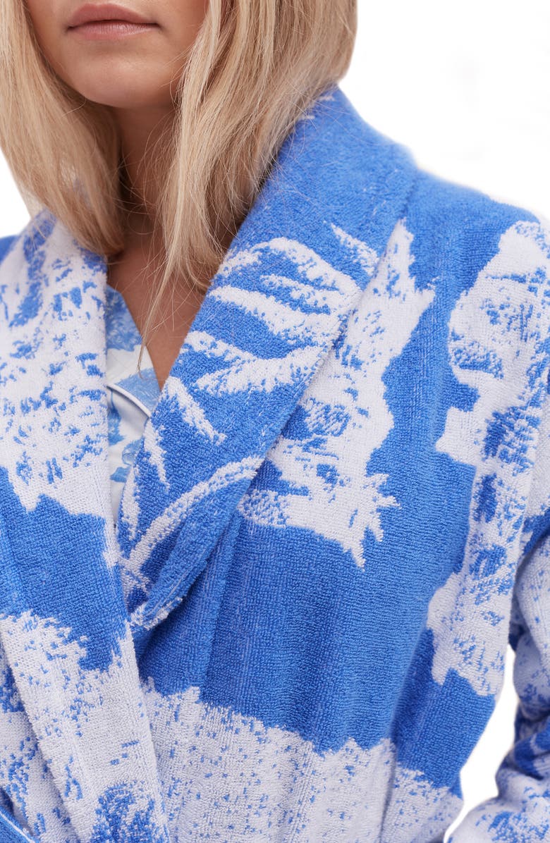 Desmond & Dempsey Unisex Towel Robe, Alternate, color, Loxodonta Blue/White