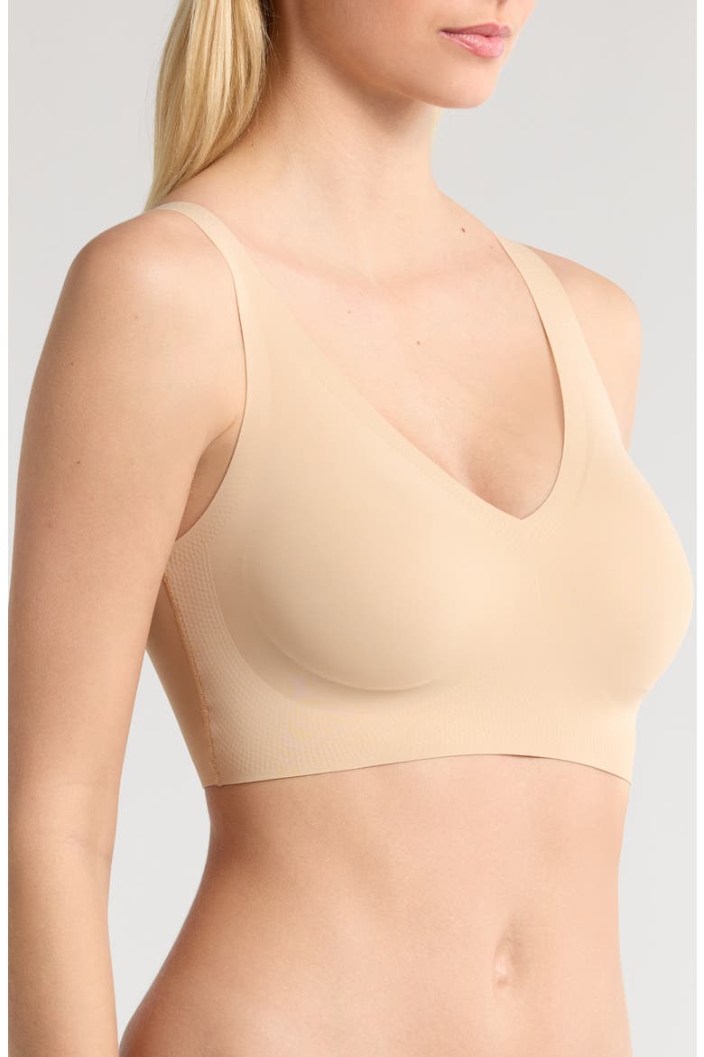True Body Boost V-Neck Bra, Alternate, color, DESERT