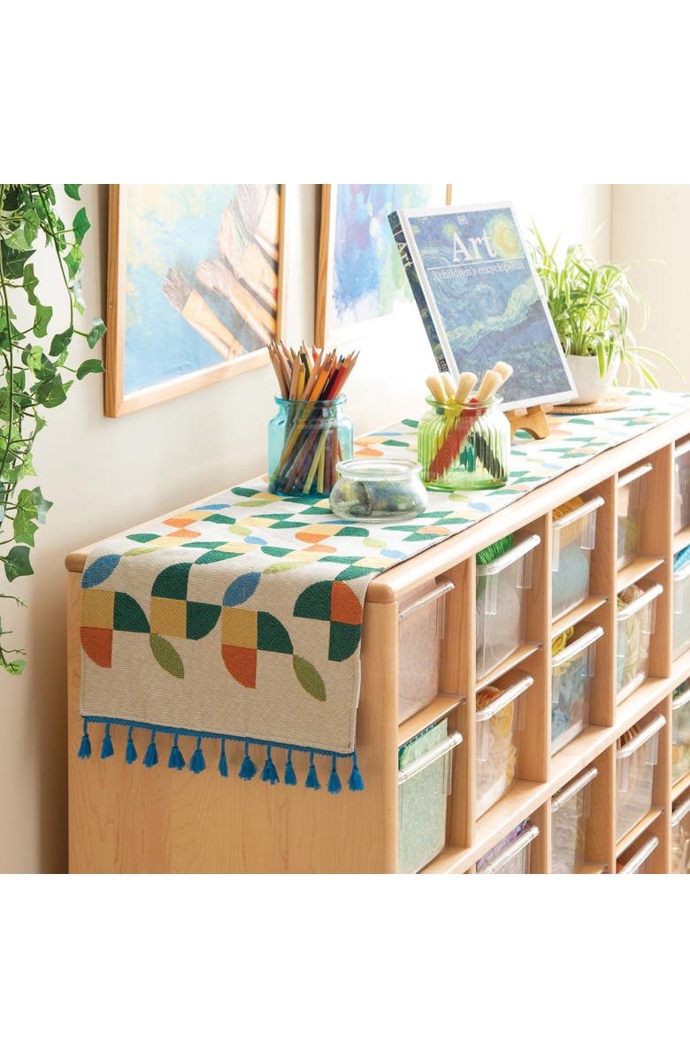 Kaplan Early Learning Company Abstract Petal Decorative Runner, Alternate, color, Multicolored