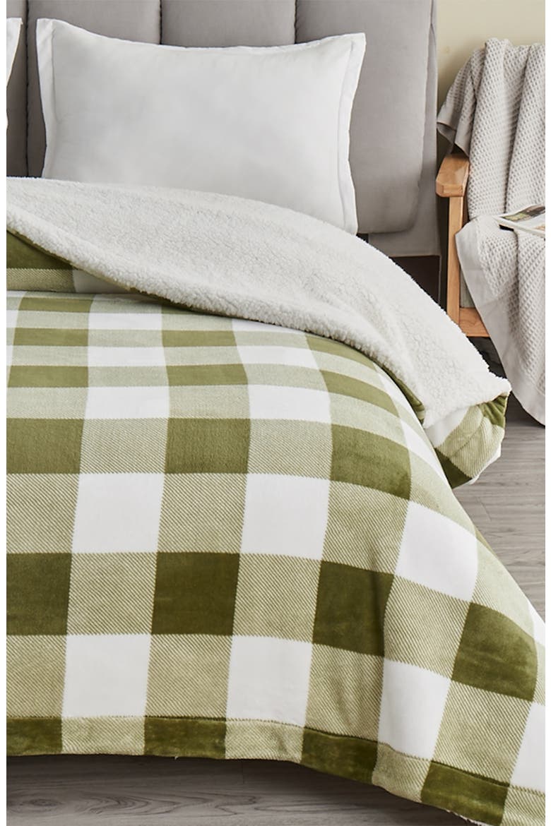 Reversible Faux Shearling Blanket, Alternate, color, OLIVE GREEN BUFFALO CHECKS