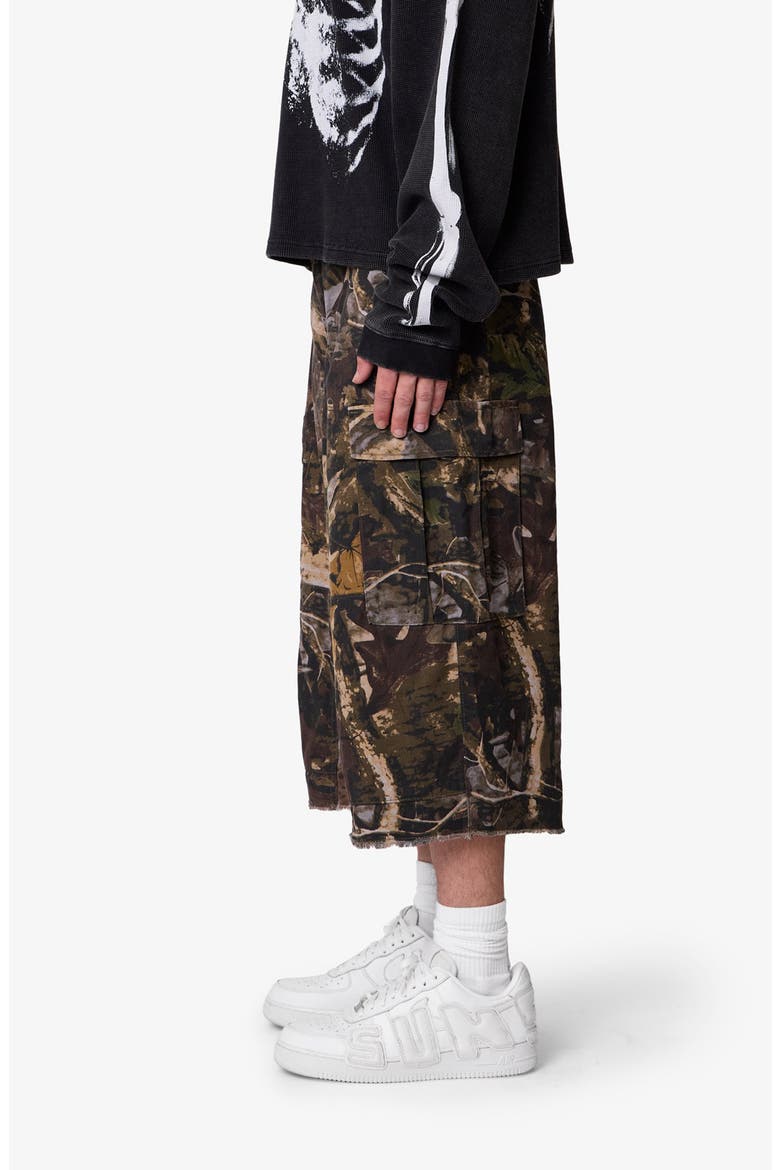 Extralong Cargo Shorts, Alternate, color, FOREST CAMO