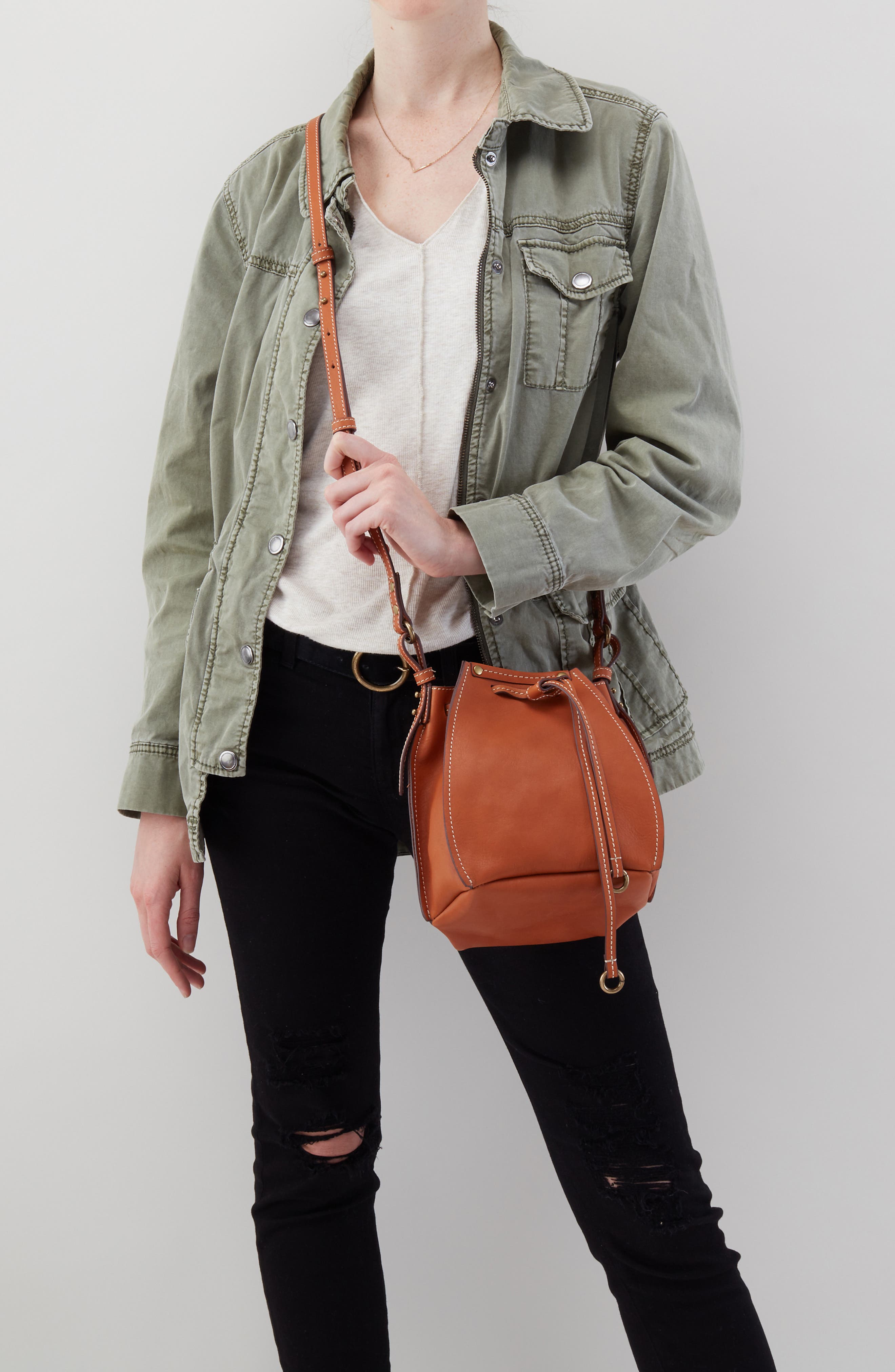 Cinder Drawstring Leather Crossbody Bag, Alternate, color, SADDLE