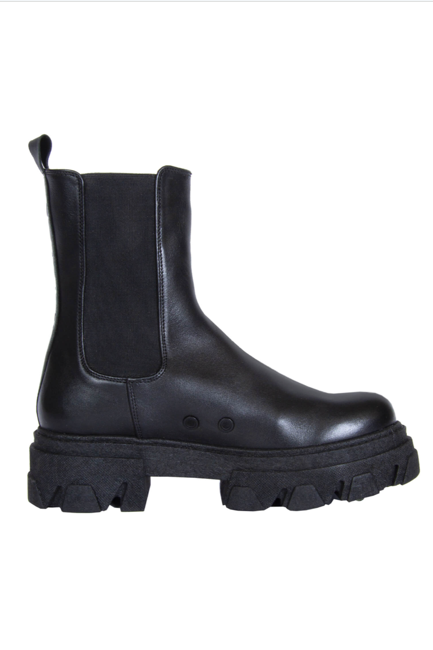 URBNKICKS Tall Chelsea Boots, Alternate, color, Black