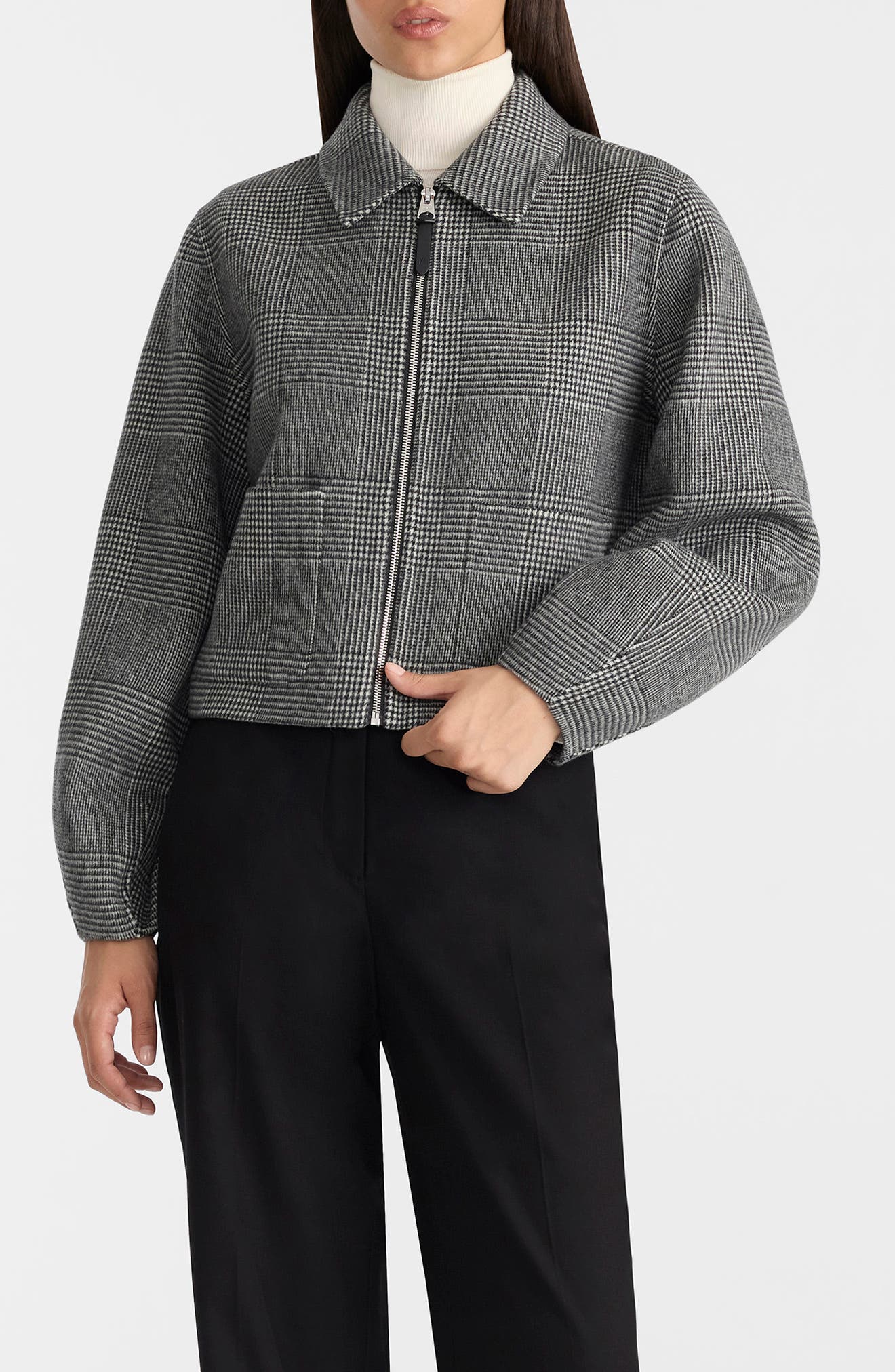 selected BLACK-CREAM