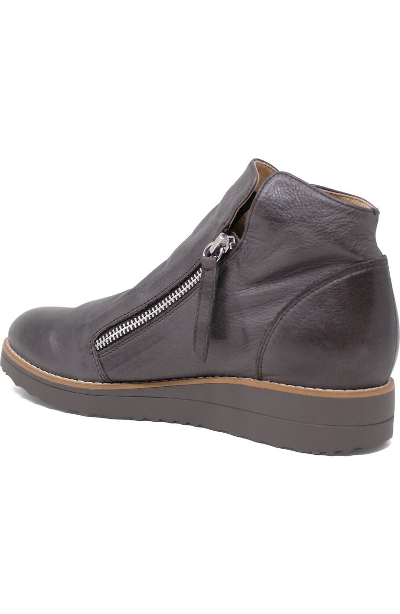 DJANGO AND JULIETTE Ohmy Double Zip Boot, Alternate, color, Chocolate-Chocolate Sole