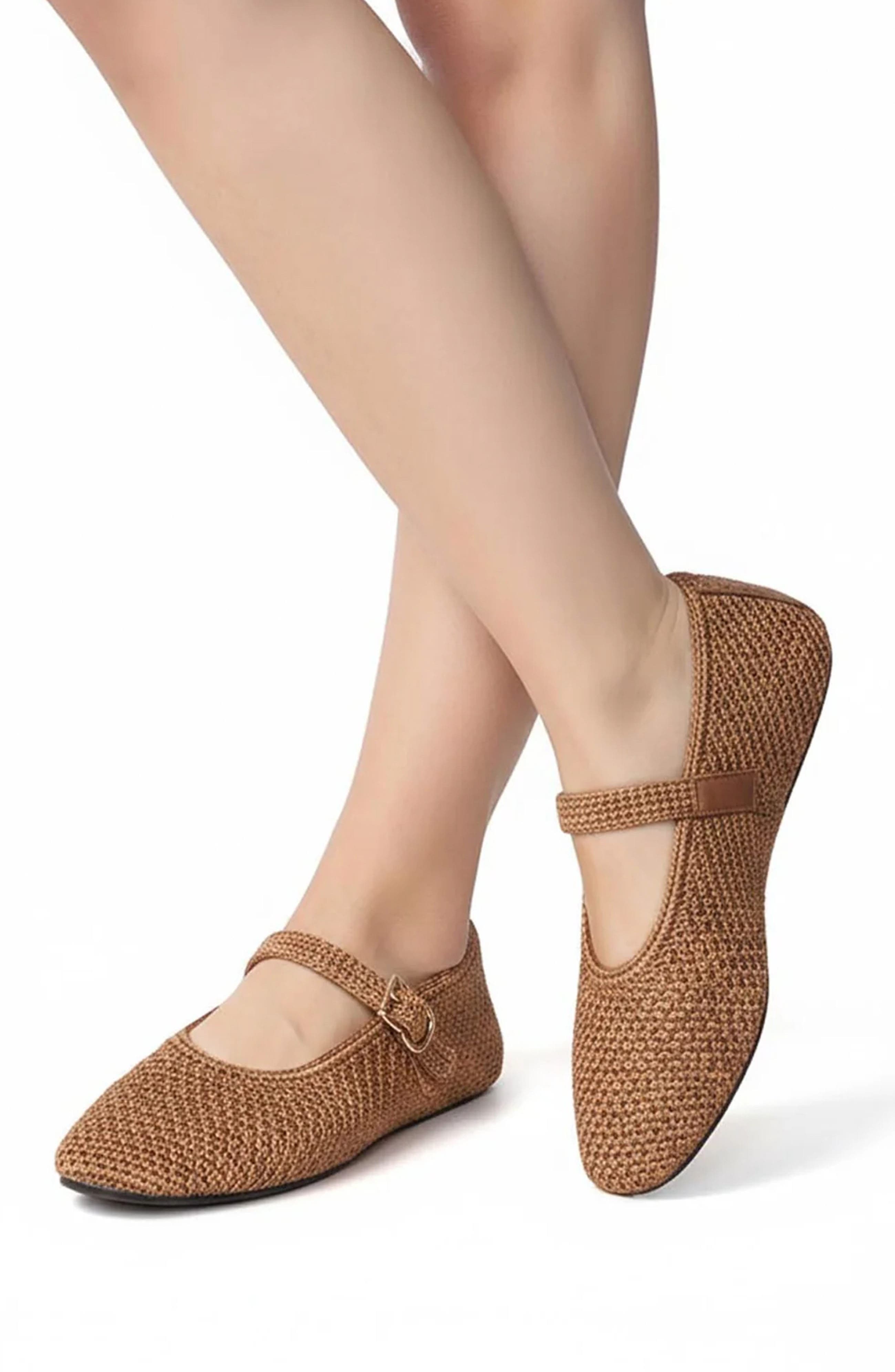 Daphne Flat, Alternate, color, TAUPE