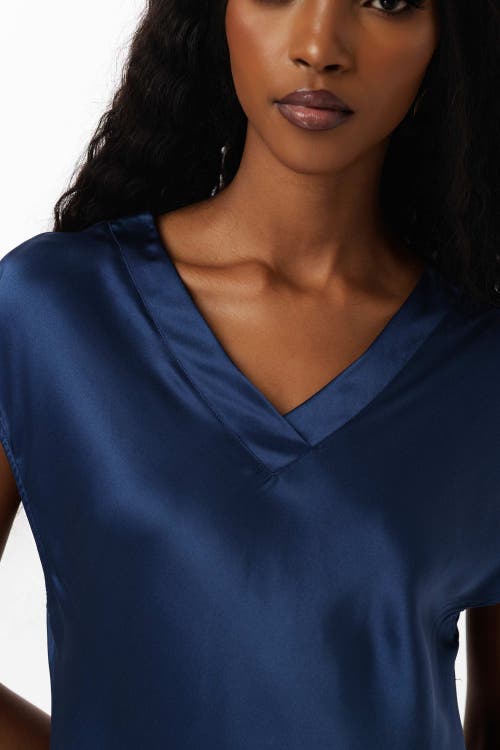 Silksilky Pure Silk Elegant Short Sleeves Nightgown In Black