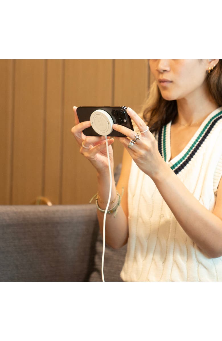 Native Union SnapStand Magnetic Charger, Alternate, color, Black