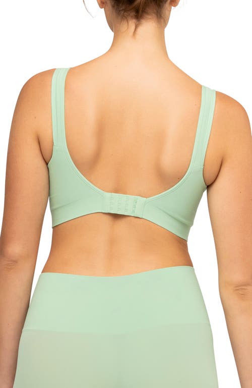 Underoutfit The Comfort Shaping Bra In Green