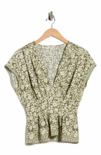 MAX STUDIO V-Neck Short Sleeve Pleated Top