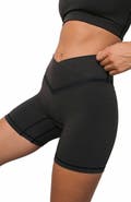 Vitality Daydream V Volley Short