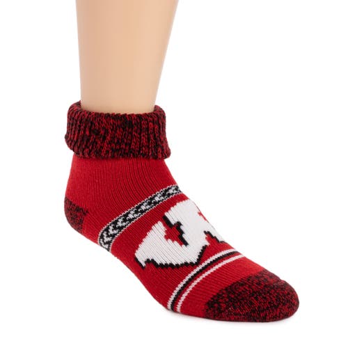 Muk Luks Gameday Unixex Short Heat Retainer Socks In Red