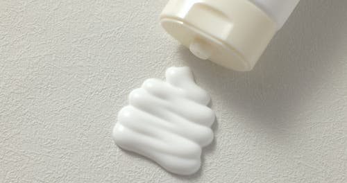 Mixsoon Bean Sunscreen Spf 50 Moisturizer In White