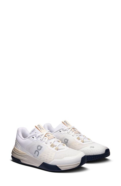 The Roger ADV Pro Clay Tennis Shoe (Women)