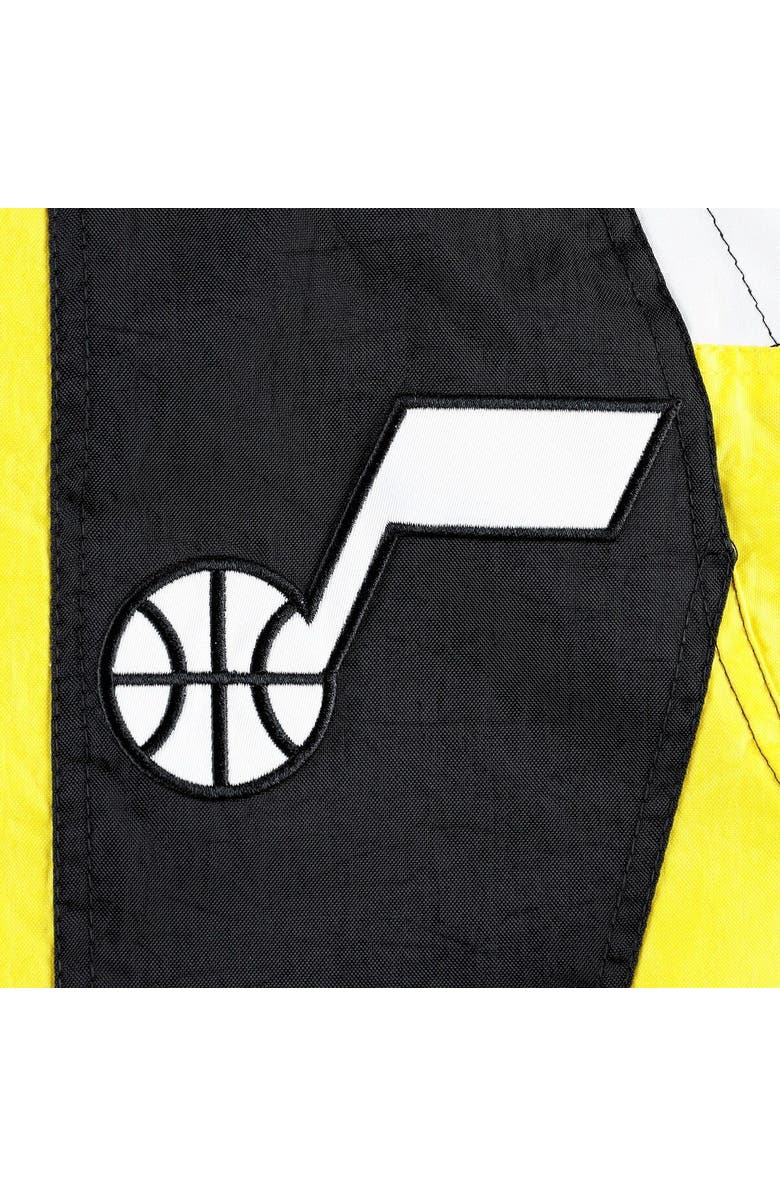 STARTER Men's Starter Gold Utah Jazz Body Check Raglan Hoodie Half-Zip Jacket, Alternate, color, Gold