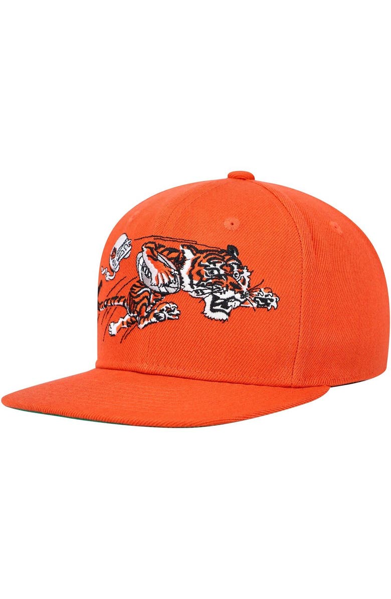 Mitchell & Ness Youth Mitchell & Ness Orange Cincinnati Bengals Gridiron Classics Ground Snapback Hat, Main, color,