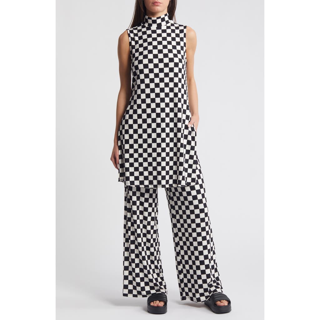 Dressed in Lala Gigi Check Top & Pants Set in Black And White  product