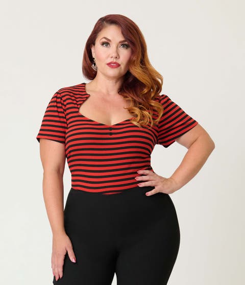 Plus Size Pentagon Collar Knit Top