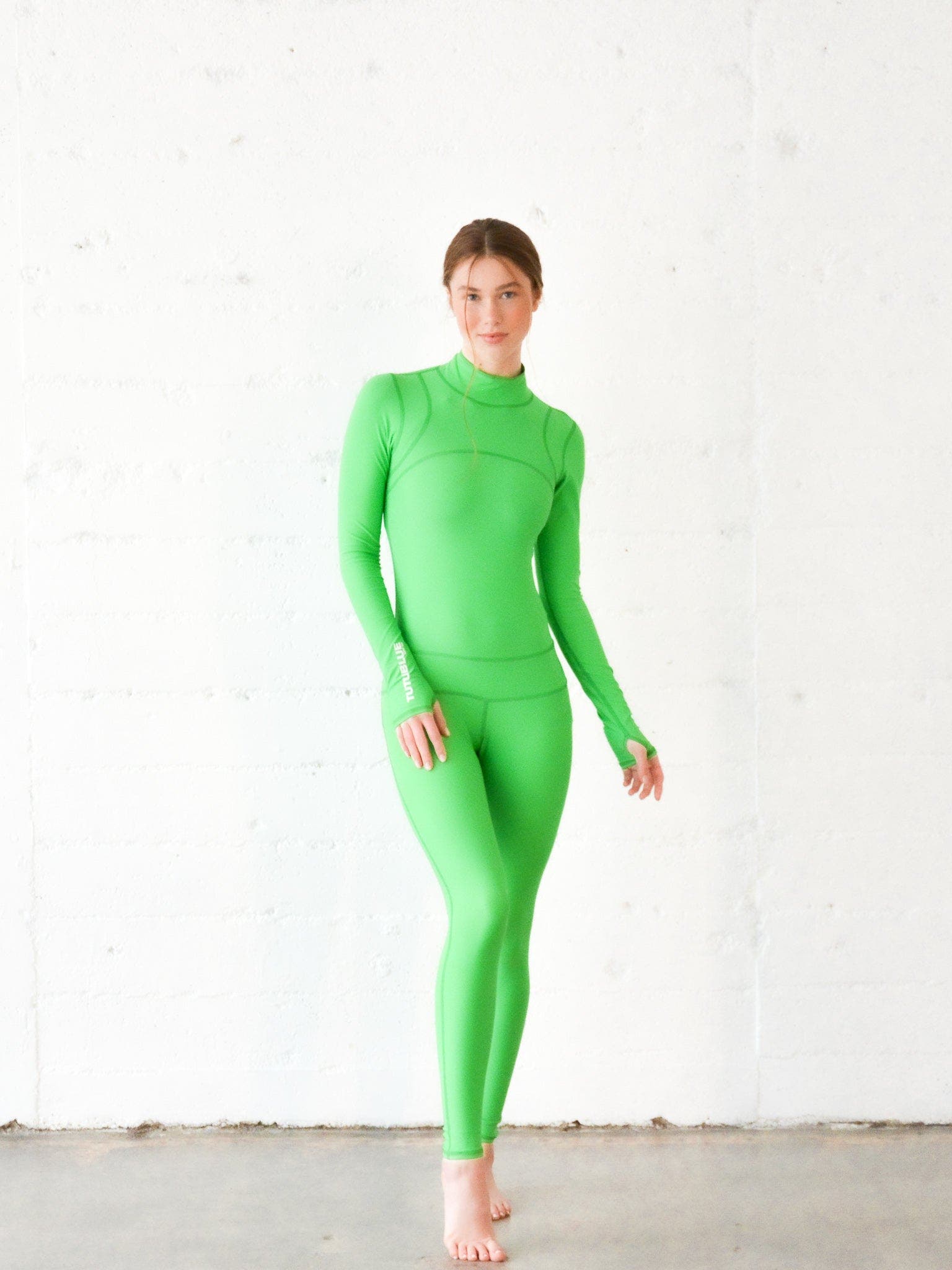 selected KELLY GREEN