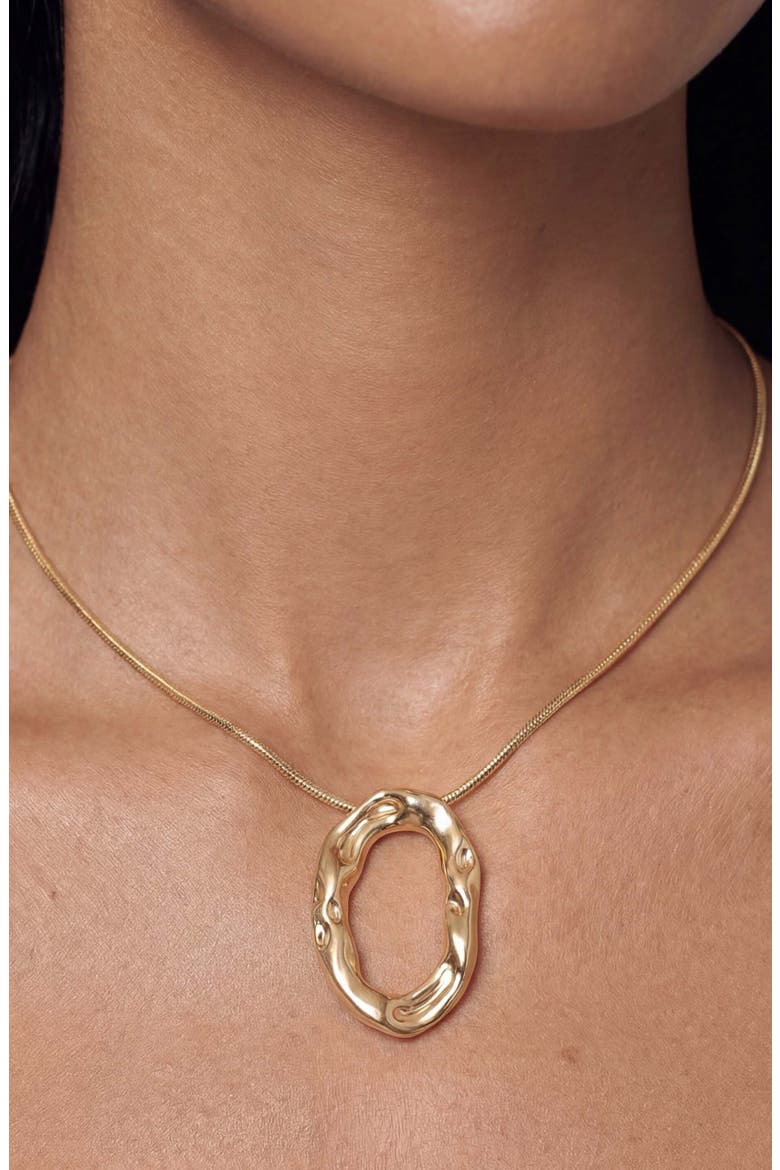 Molten Oval Pendant Necklace, Alternate, color, GOLD