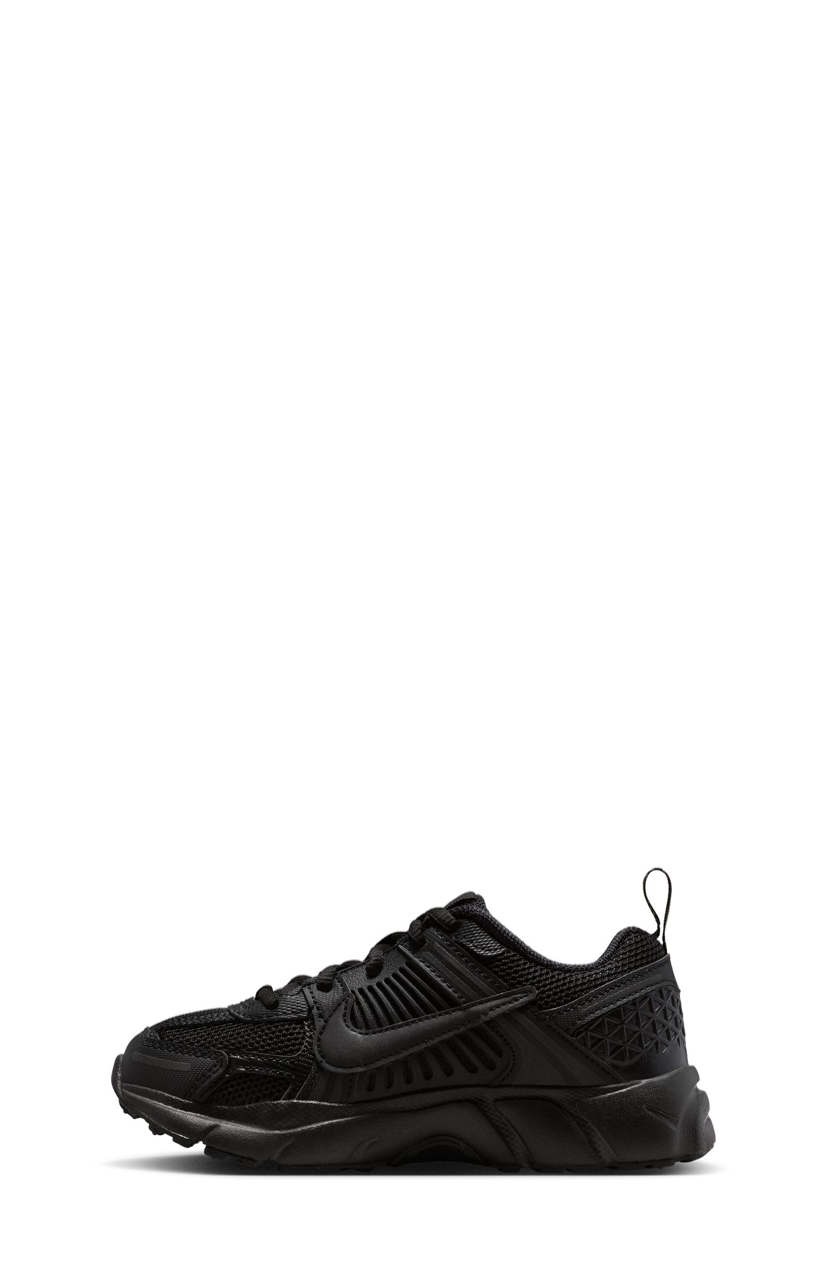 Kids' Vomero 5 Sneaker, Alternate, color, BLACK/BLACK