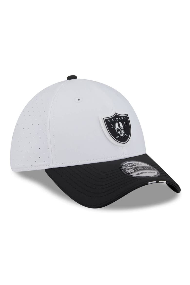 Men's New Era  White/Black Las Vegas Raiders 2025 NFL Training Camp 39THIRTY Flex Hat, Alternate, color, White