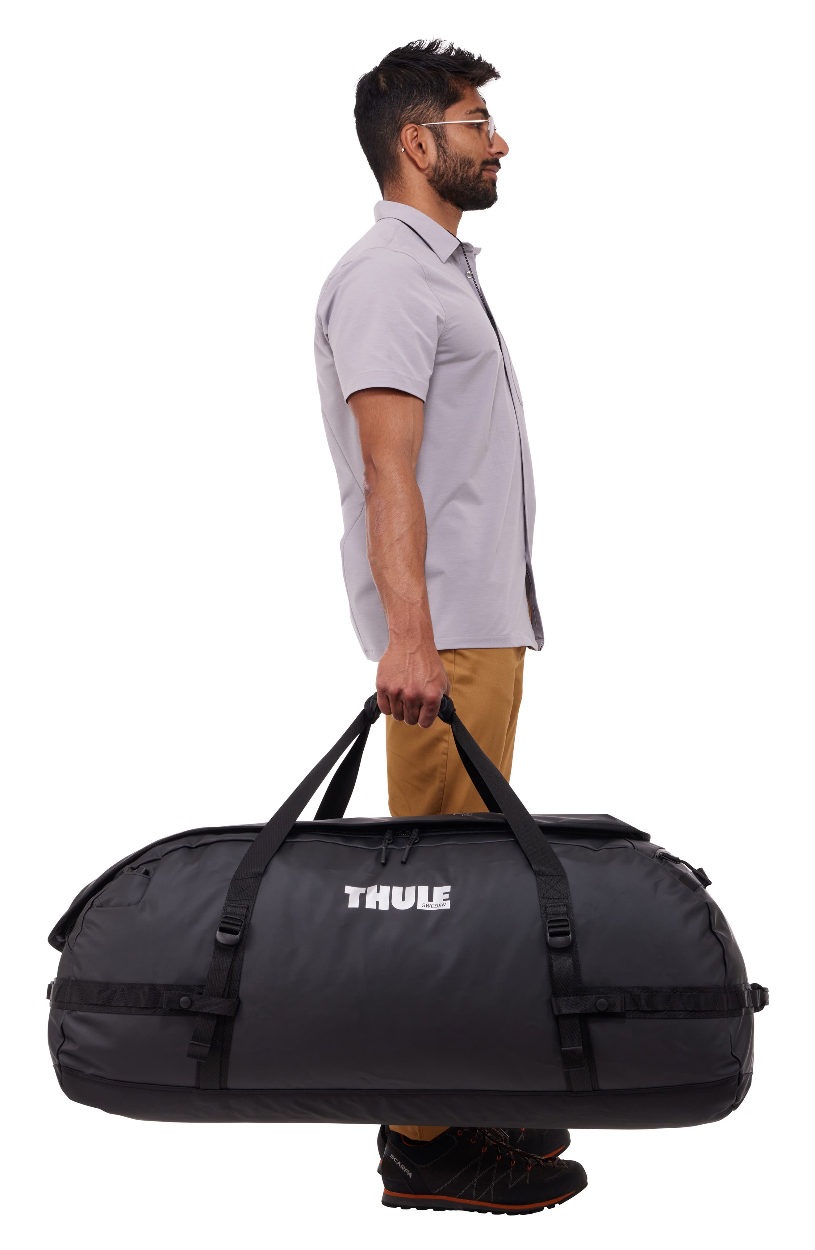 Thule Chasm 130-Liter Convertible Duffle Bag, Alternate, color, Black