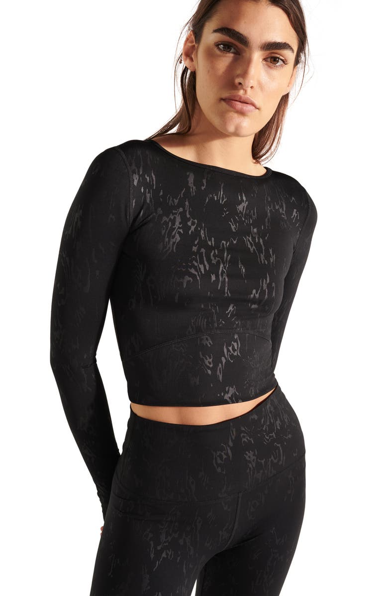 Sweaty Betty Halle Berry x Sweaty Betty Enya All Day Long Sleeve Crop Top, Main, color,