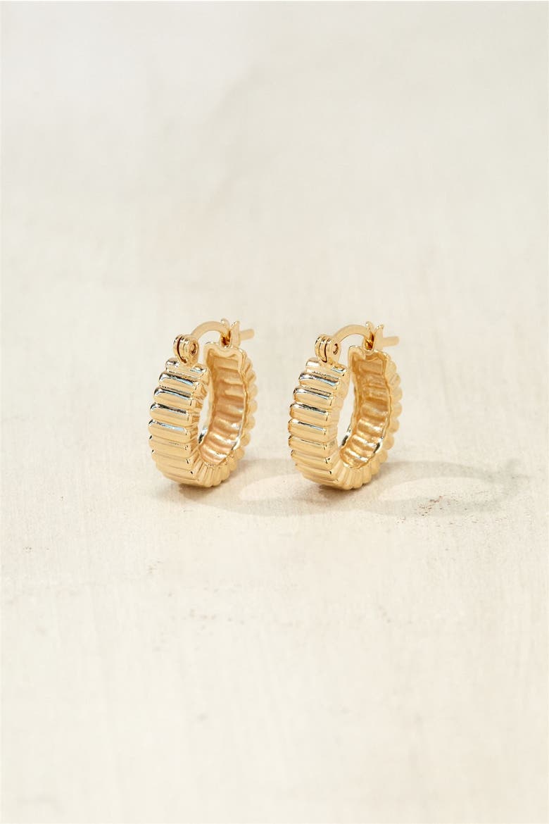 Jules Ridge Hoop Earrings, Alternate, color, Gold