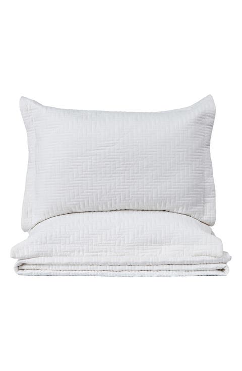 Solid Quilt & Sham Set