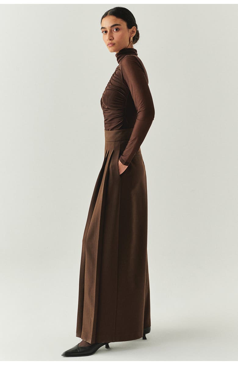 Exquise Wide, Alternate, color, Brick Red