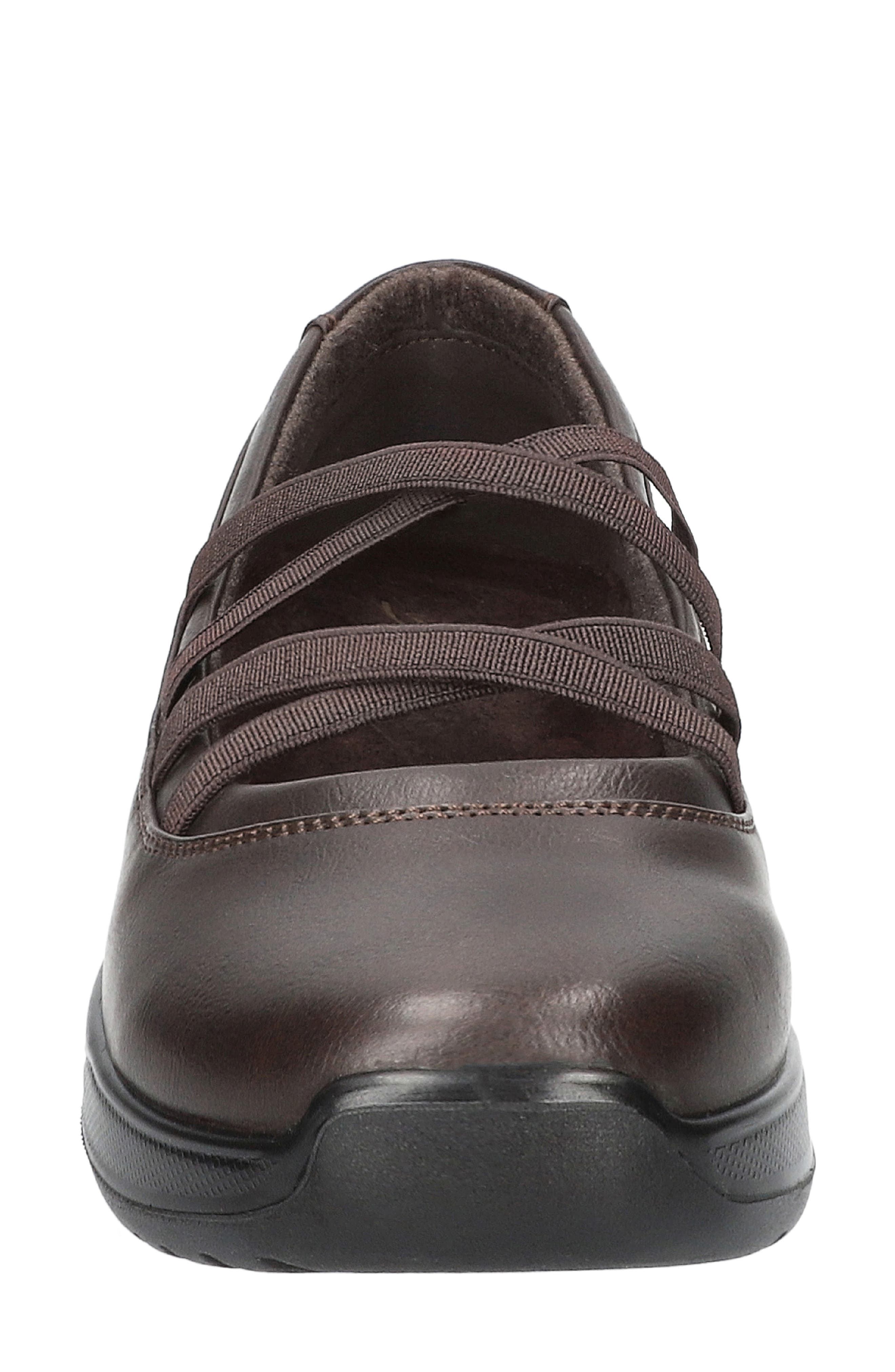 Madge Mary Jane, Alternate, color, BROWN