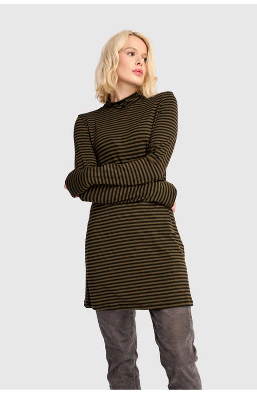 Alembika Form Turtleneck In Brown