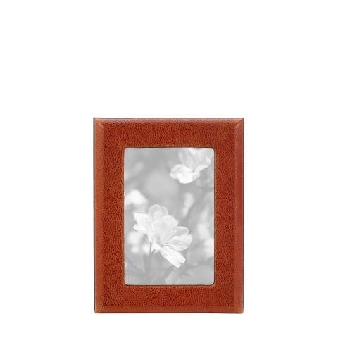 4" x 6"  Leather Studio Frame