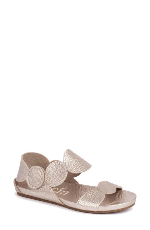 Jeanne Sandal