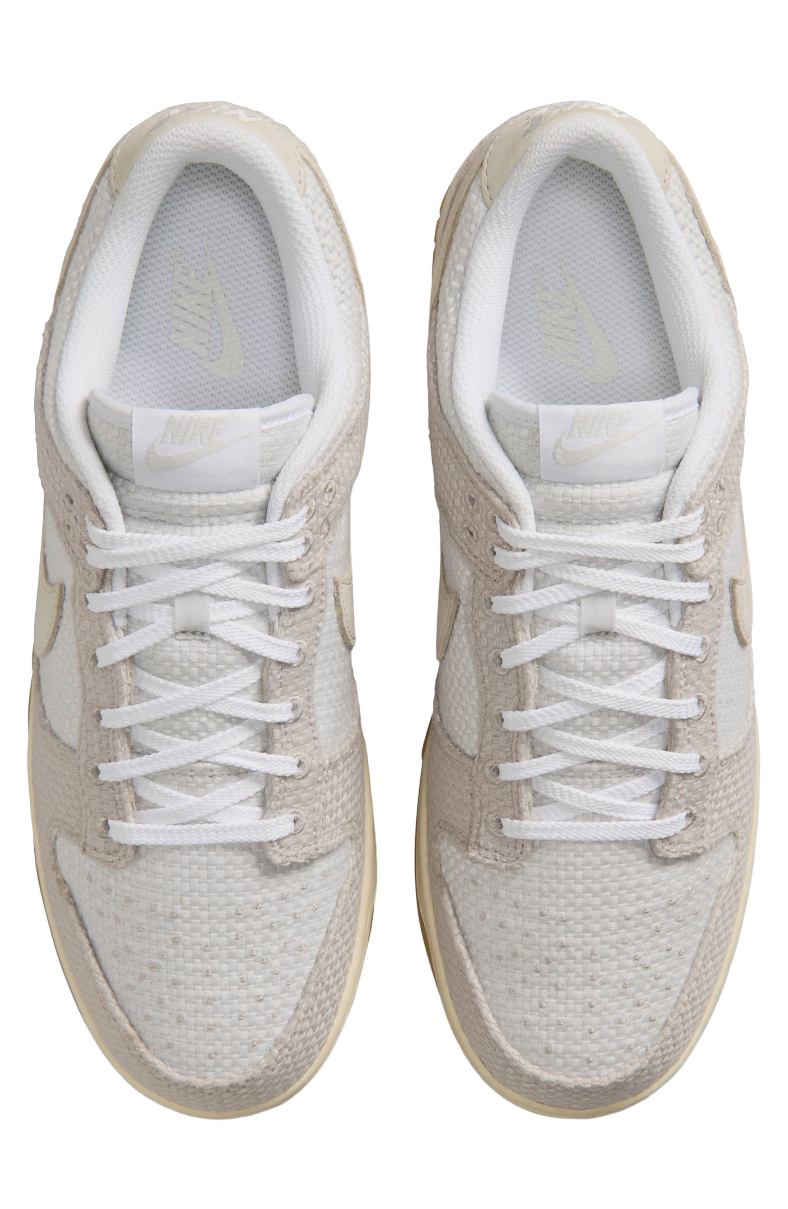Dunk Low Retro SE Basketball Sneaker, Alternate, color, BEIGE/WHITE
