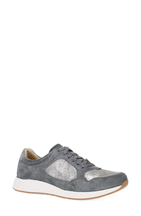 Catie Sneaker