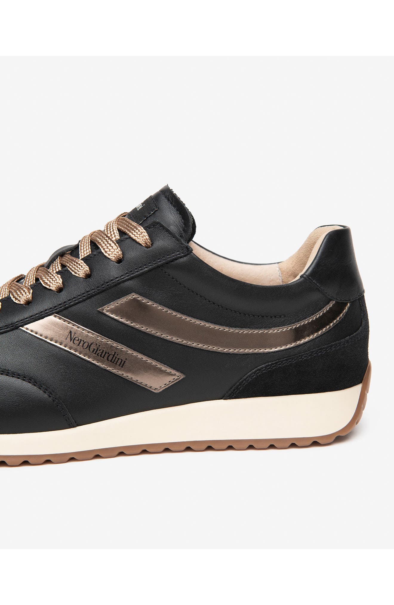 Retro Low Top Sneaker, Alternate, color, BLACK