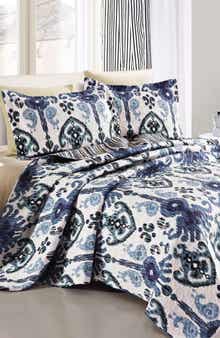 Luxury Home Paisley Print Quilt & Sham Set