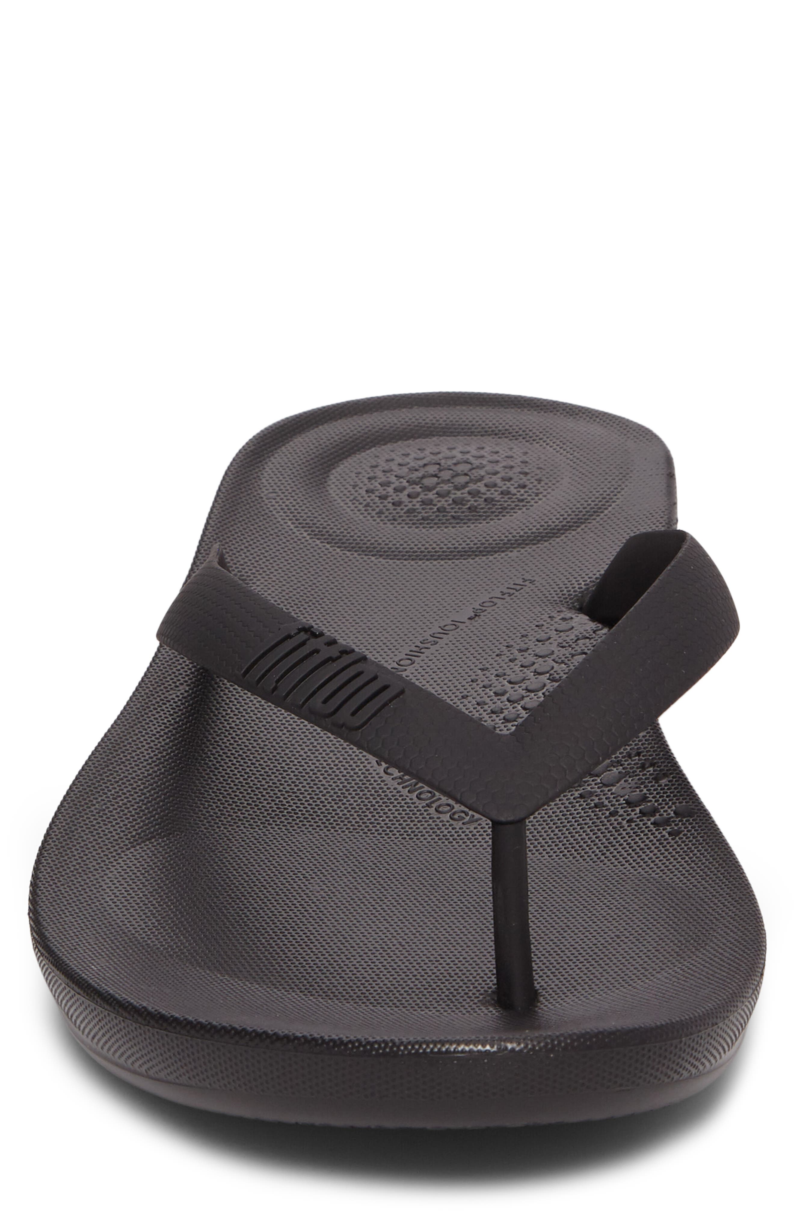 Iqushion ergonomic flip-flops, Alternate, color, BLACK RUBBER
