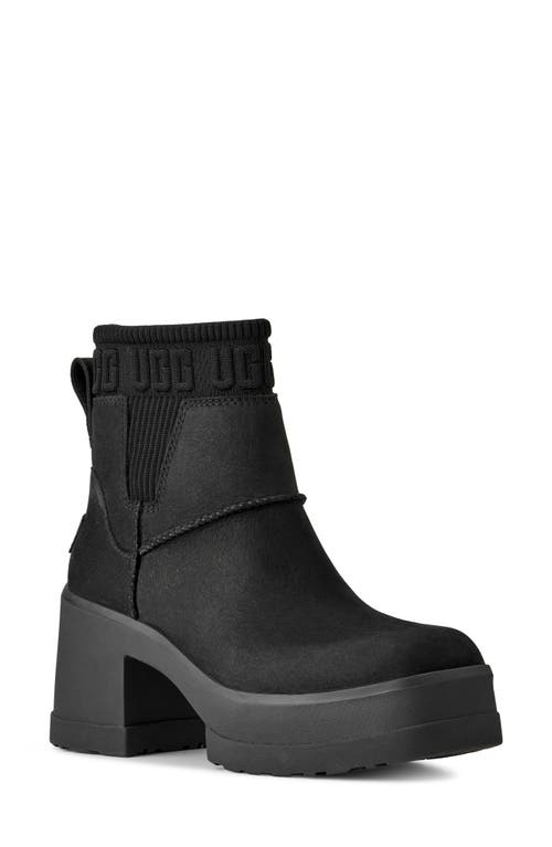 Ugg(r) Moxy Water Resistant Chelsea Boot In Black