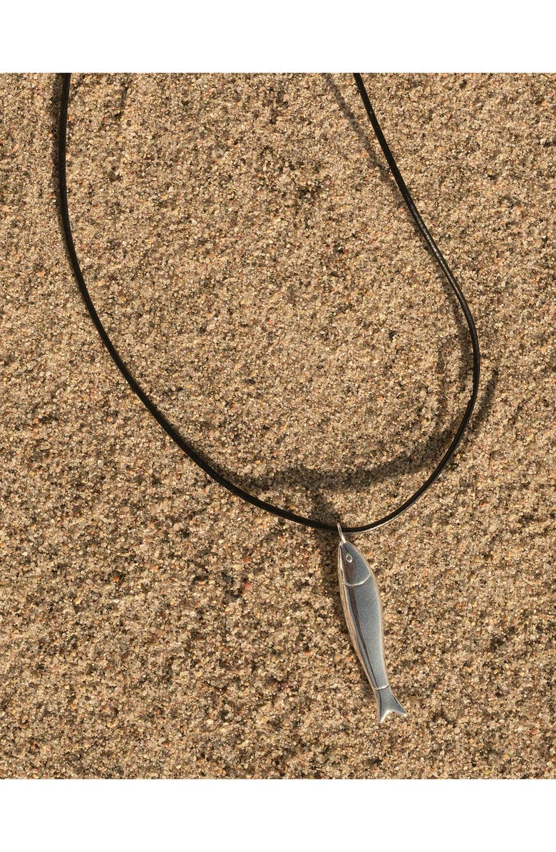 Madewell Fish Pendant Cord Necklace, Alternate, color, Warm Silver