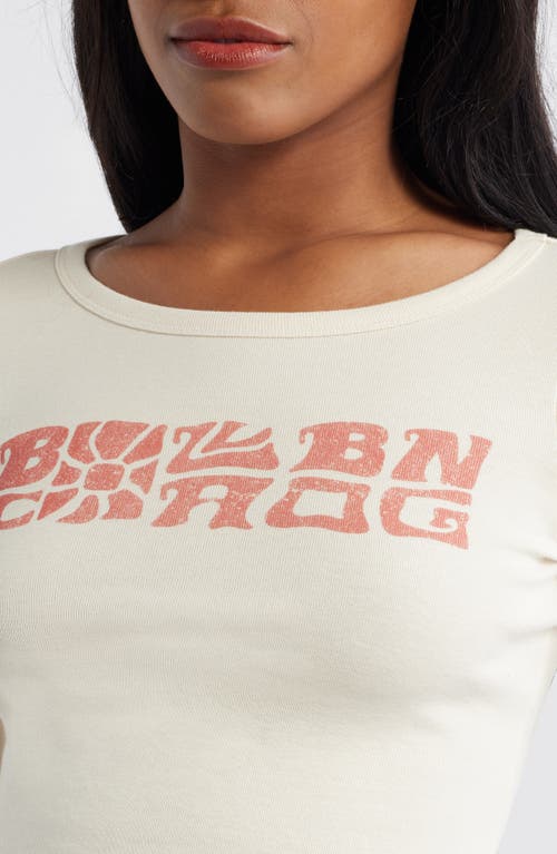 BILLABONG BILLABONG BLOCKY BANNER LONG SLEEVE GRAPHIC CROP T-SHIRT 