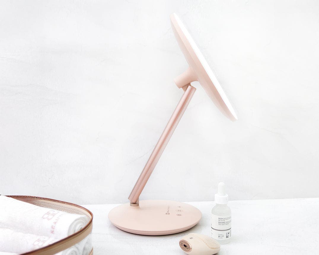 Beautifect Glow Flex Zoom in Gold Finish 