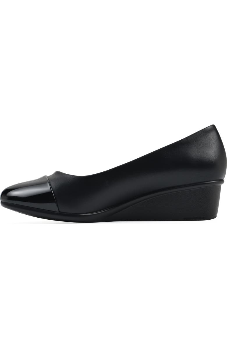 CLIFFS BY WHITE MOUNTAIN Bolivia Cap Toe Wedge Pump, Alternate, color,