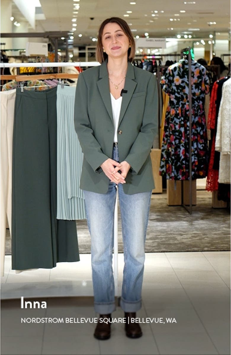 Relaxed Fit Blazer, sales video thumbnail