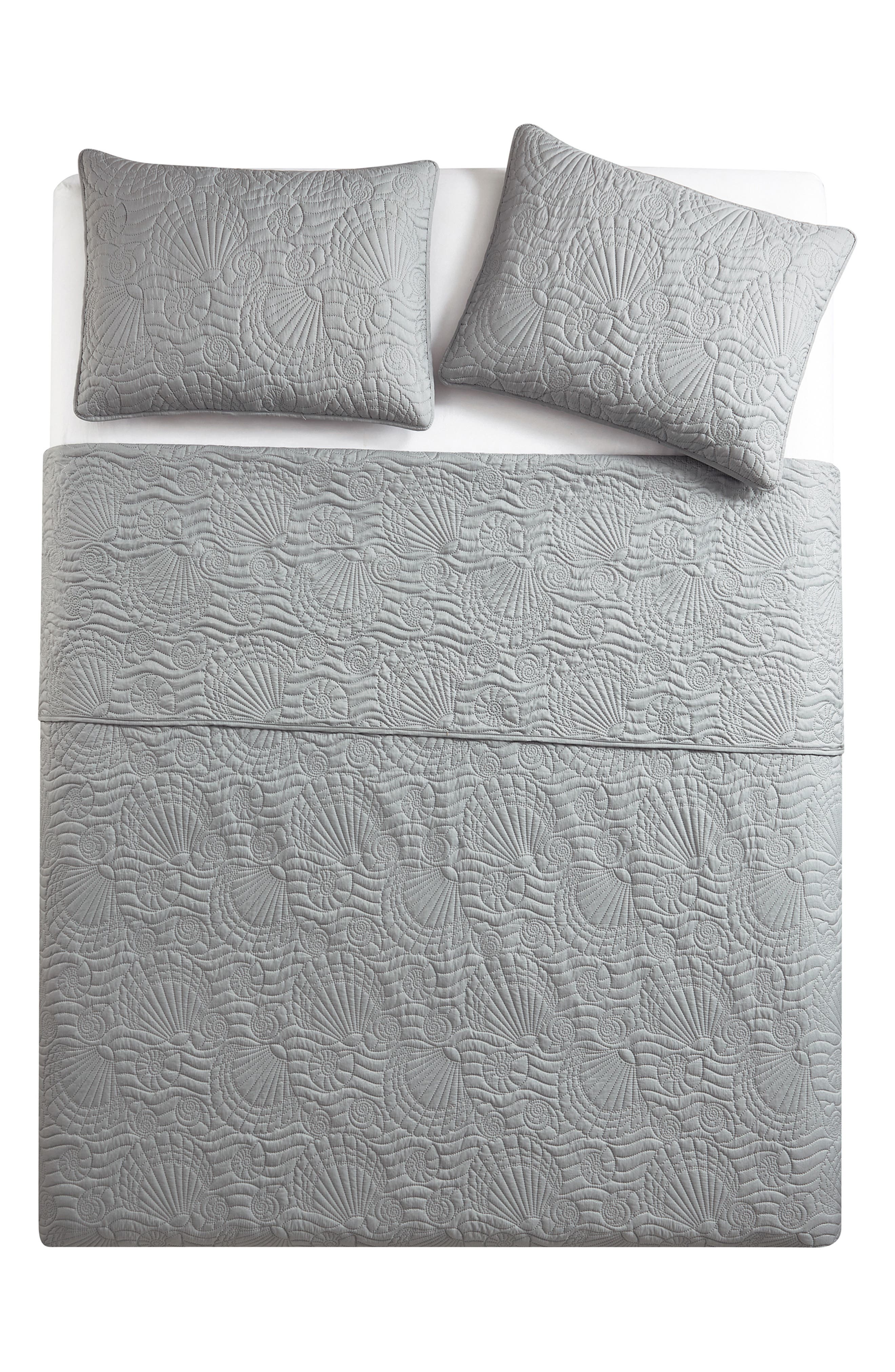 VCNY HOME Ocean Solid 3-Piece Quilt Set