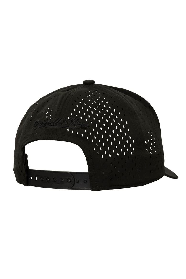 Men's Mitchell & Ness  Black Philadelphia Phillies Perfect Icon Pro Pinch Snapback Hat, Alternate, color, Black